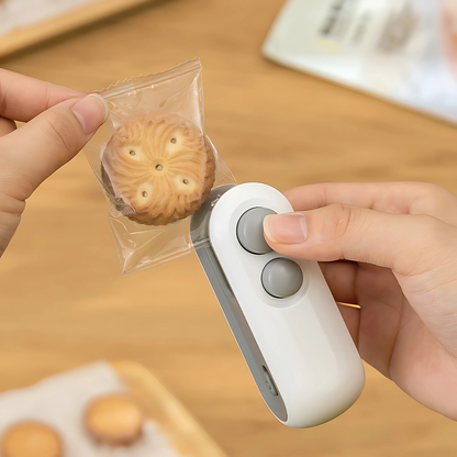 Zatvarač za Plastične Kese 1 + 1 GRATIS!